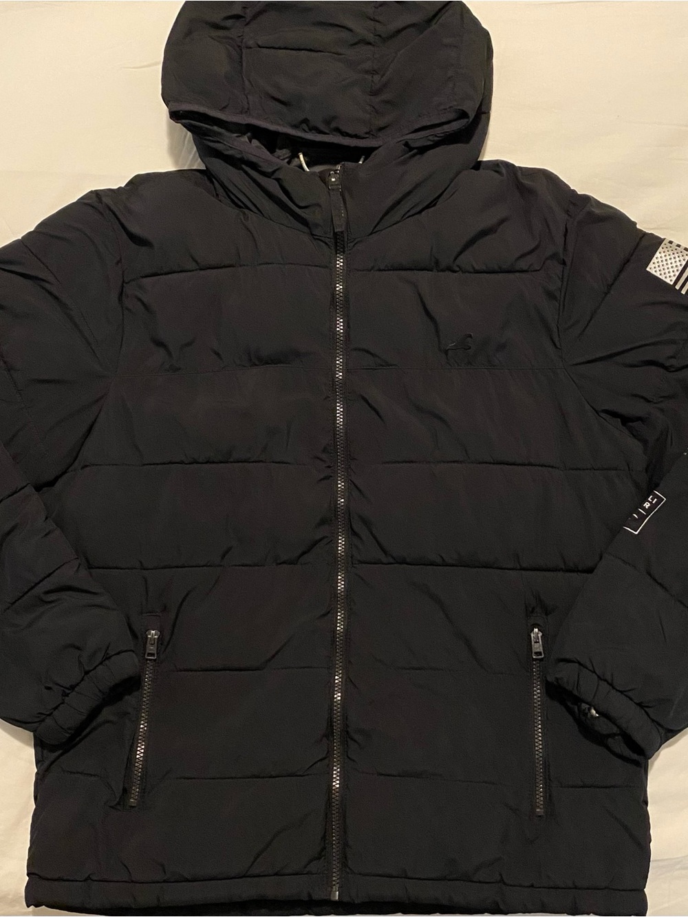 Hollister Men's Black Hooded Puffer Jacket